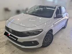 Cinzento Usado 2022 Fiat Tipo City Life Sedan | € 16.990 (Preço justo)