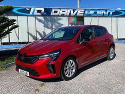 Vermelho Usado 2024 Renault Clio V Techno | € 17.900 (Preço justo)