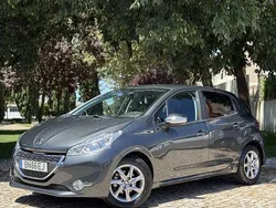 Usado 2014 Peugeot 208 Style Citadino | € 6.250 (Bom preço)