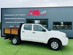Branco Usado 2010 Toyota HiLux Pickup | € 22.000