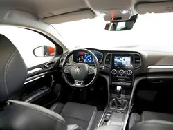 Vermelho Usado 2021 Renault Mégane IV Carrinha | € 18.490 (Bom preço)
