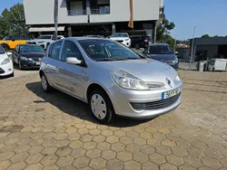 Cinza Usado 2008 Renault Clio II Dynamique | € 4.950 (Preço justo)