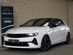 Branco Usado 2023 Opel Astra GS Line Sedan | € 31.950 (Caro)