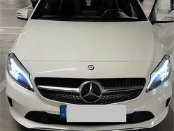 Branco Usado 2015 Mercedes A200 Citadino | € 21.500 (Preço elevado)