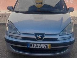 Cinzento Usado 2005 Peugeot 807 Monovolume | € 3.650