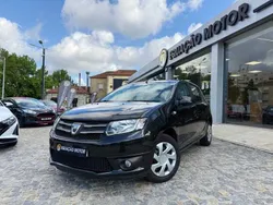 Preto Usado 2013 Dacia Sandero Citadino | € 8.400
