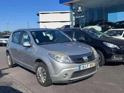 Cinzento Usado 2010 Dacia Sandero Citadino | € 4.380