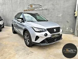 Cinza Usado 2022 Seat Arona XCELLENCE SUV | € 17.500 (Preço justo)