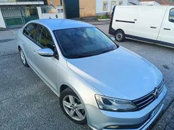 Usado 2015 VW Jetta Sedan | € 8.000