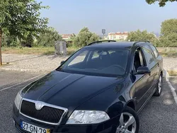 Usado 2008 Skoda Octavia Sedan | € 4.700