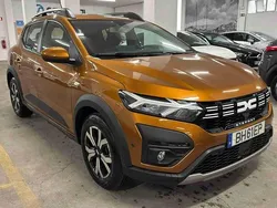Branco Usado 2024 Dacia Sandero Citadino | € 17.290 (Preço justo)