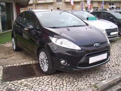 Preto Usado 2010 Ford Fiesta Citadino | € 5.950 (Preço justo)