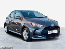 Branco Usado 2023 Toyota Yaris Comfort | € 19.250 (Preço justo)