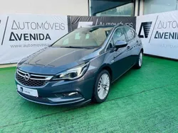 Cinzento Usado 2015 Opel Astra Cosmo | € 14.500