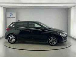 Preto Usado 2023 Hyundai i20 Comfort | € 17.990 (Preço justo)
