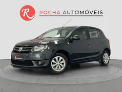 Preto Usado 2015 Dacia Sandero Comfort Citadino | € 8.499 (Bom preço)