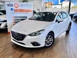 Branco Usado 2017 Mazda 3 Evolve Citadino | € 12.750 (Bom preço)