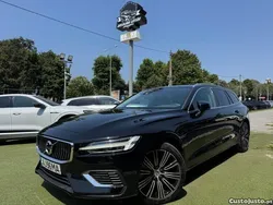 Preto Usado 2021 Volvo V60 Inscription Carrinha | € 29.750 (Preço justo)