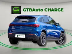 Azul Usado 2024 Mercedes EQA300 AMG SUV | € 42.999