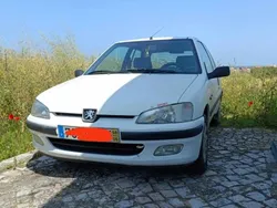 Branco Usado 1998 Peugeot 106 Citadino | € 900