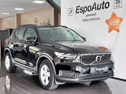 Preto Usado 2021 Volvo XC40 Momentum SUV | € 24.990 (Preço justo)