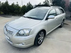 Cinzento Usado 2008 Toyota Avensis Carrinha | € 8.000 (Preço justo)