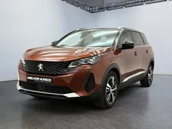 Laranja Usado 2023 Peugeot 5008 GT Monovolume | € 31.950 (Preço justo)
