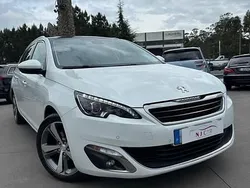 Branco Usado 2016 Peugeot 308 Allure Sedan | € 10.900 (Preço justo)