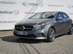 Cinza Usado 2017 Mercedes A180 Urban Citadino | € 20.500 (Preço elevado)