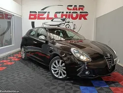 Castanho Usado 2014 Alfa Romeo Giulietta Progression Citadino | € 12.250 (Preço justo)