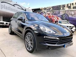 Preto Usado 2013 Porsche Cayenne S E-Hybrid SUV | € 33.950