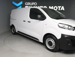 Branco Novo 2024 Opel Vivaro-e Combi Van | € 29.490
