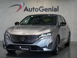Cinza Usado 2024 Peugeot 308 Allure Citadino | € 24.990 (Bom preço)