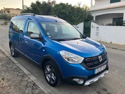 Azul Usado 2019 Dacia Dokker Stepway Van | € 12.800
