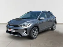 Cinza Usado 2024 Kia Stonic SUV | € 19.750 (Preço justo)