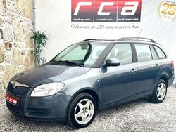 Cinza Usado 2009 Skoda Fabia Active Carrinha | € 4.450