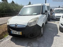 Branco Usado 2012 Opel Combo Monovolume | € 6.800