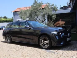 Castanho Usado 2023 Mercedes C300e AMG line Carrinha | € 46.950 (Preço justo)