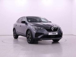 Cinzento Usado 2022 Renault Arkana SUV | € 27.000 (Preço justo)