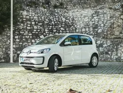 Branco Usado 2020 VW up! move up! Citadino | € 13.350 (Preço elevado)
