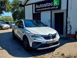 Branco Usado 2022 Renault Arkana R.S. SUV | € 22.900 (Preço justo)