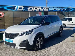 Branco Usado 2019 Peugeot 5008 Allure Monovolume | € 16.900 (Preço justo)