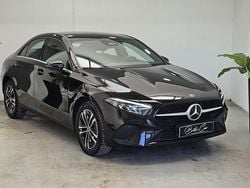 Preto Usado 2023 Mercedes A250 Progressive Sedan | € 32.490 (Preço justo)