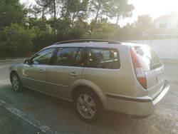 Usado 2004 Ford Mondeo Sedan | € 3.500 (Preço justo)