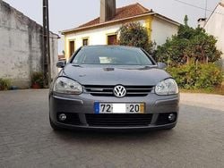 Cinzento Usado 2008 VW Golf VI Citadino | € 2.500