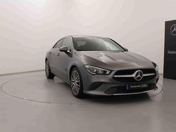 Cinzento Usado 2020 Mercedes CLA180 Progressive Sedan | € 28.990 (Preço justo)