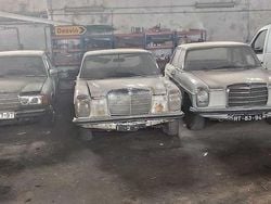 Usado 1968 Mercedes W114 | € 3.000