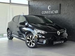 Preto Usado 2023 Renault Clio V Evolution | € 16.450 (Preço justo)
