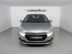 Cinza Usado 2019 Peugeot 208 Allure Citadino | € 10.980 (Preço justo)