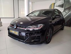 Preto Usado 2019 VW Golf VII GTI Citadino | € 31.500